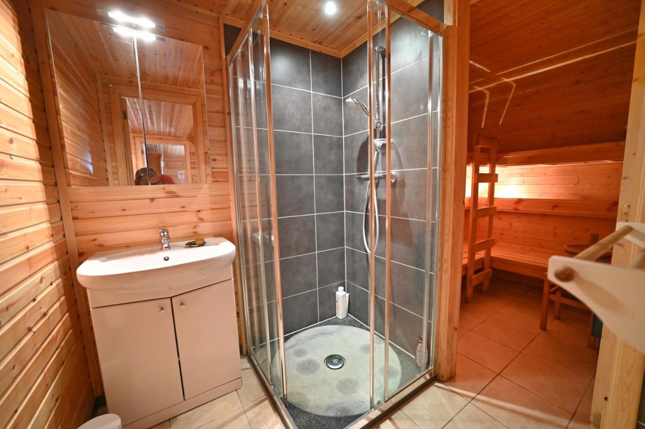 Villa L'Heureux Rêve à Érezée Extérieur photo